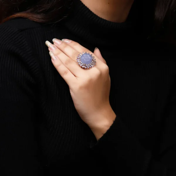Stephen Dweck Luxury Hand Carved Chalcedony 18ct Tanzanite 5ct and Diamond 0.25ct Ring in 18K Gold< Rings