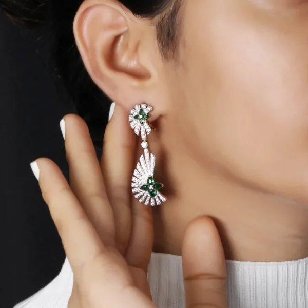 Stephen Dweck Sunray Emerald 1.60ct and Diamond 2.05ct Earring in 18K Gold< Earrings